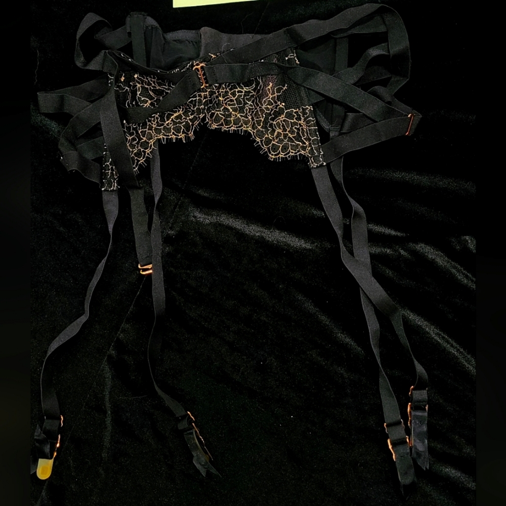 Victoria Secret Black and Gold Lace Garter Belt